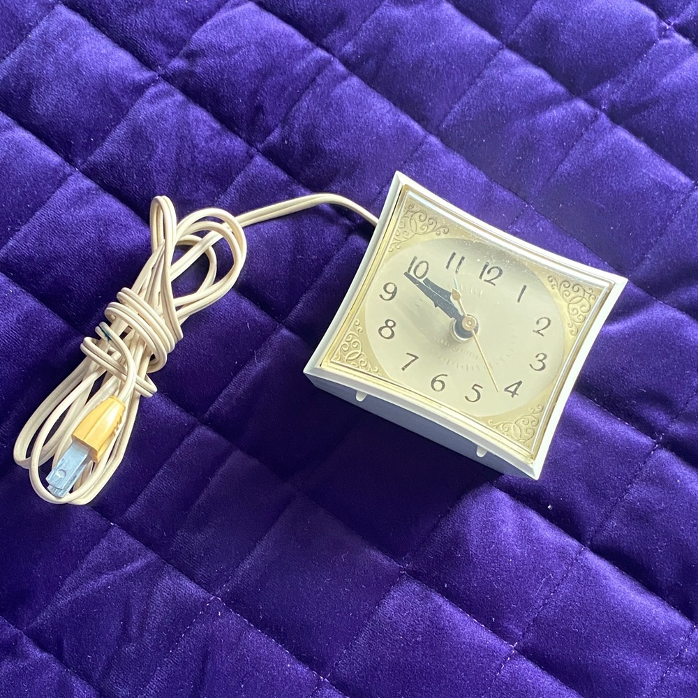 Square Electric Alarm Clock with Cream & Gold Face, vintage